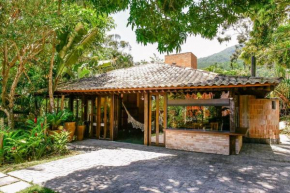 Casa Praia da Feiticeira Condomínio Fechado